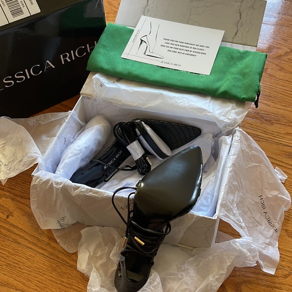 COPY - Black Heels - jessica rich - Picture 5 of 6